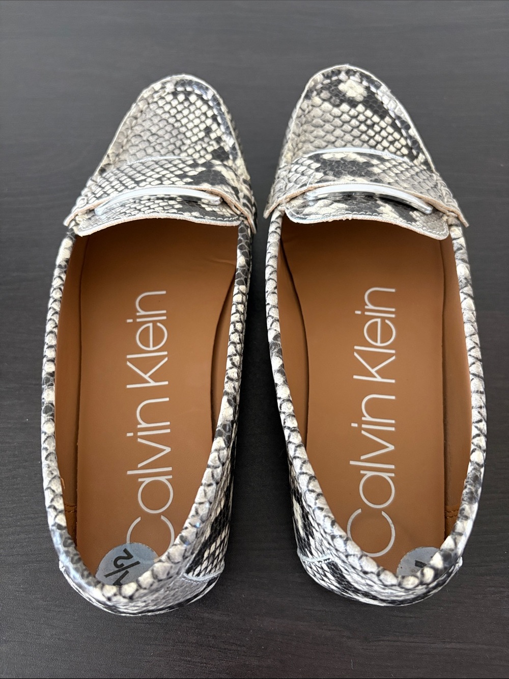 Women’s Calvin Klein Snake-Print Loafers - Size 7.5 - Picture 5 of 8
